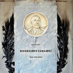 Monumento funebre Carlotti 1900 - Carlo e Attilio Spazzi - cimitero di Illasi (Vr)